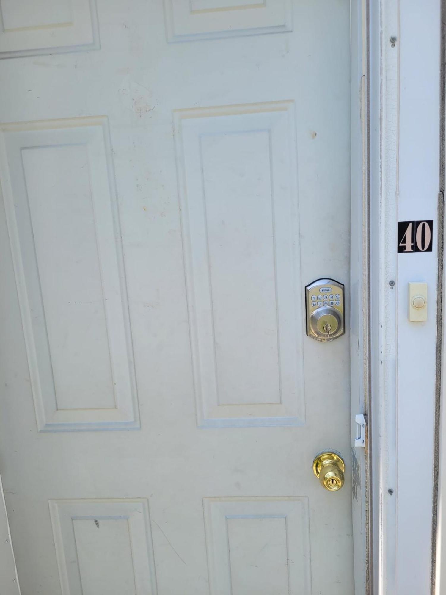 Cozy Downtown Two Bedrooms Free Parking Kingston Esterno foto