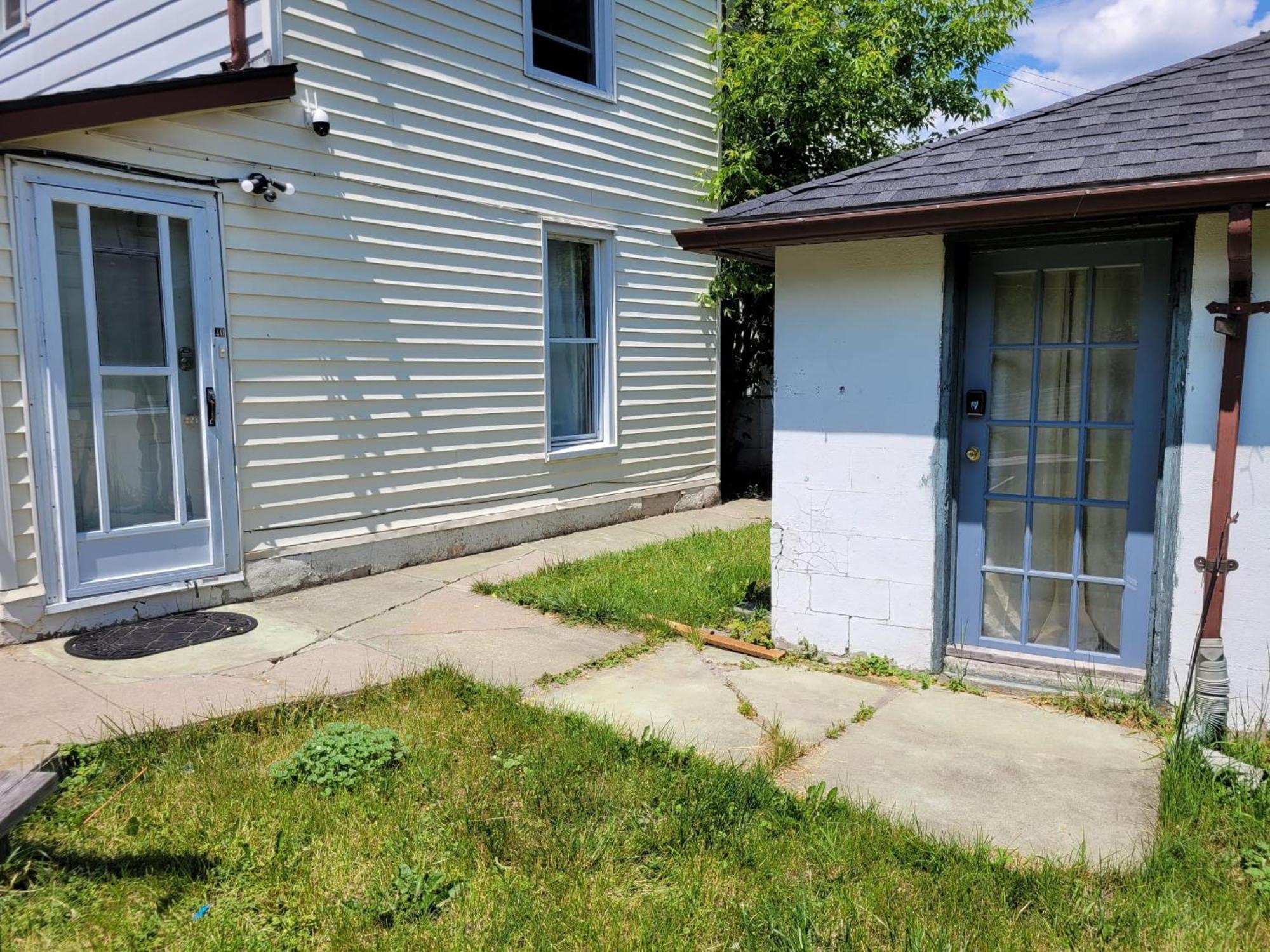 Cozy Downtown Two Bedrooms Free Parking Kingston Esterno foto